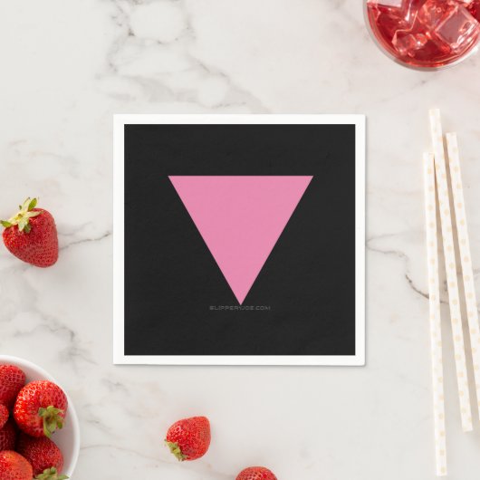 SlipperyJoe's rosa Triangle-Symbol in rosa Serviette (Beispiel)
