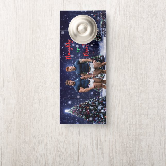 SlipperyJoe's schneebedeckte Weihnachtsbaum Türanhänger (Auf Knauf)