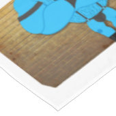 SlipperyJoe's schwuler Muskel Bär Cartoon, während Tischdecke (Schrägansicht)