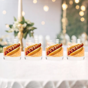 SlipperyJoe's Sommer-BBQ-Vibe-Hotdog in weichem Br Whiskyglas