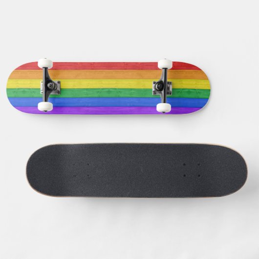 SlipperyJoe's Stolz Holzflagge horizontalen Regenb Skateboard (Horizontal)