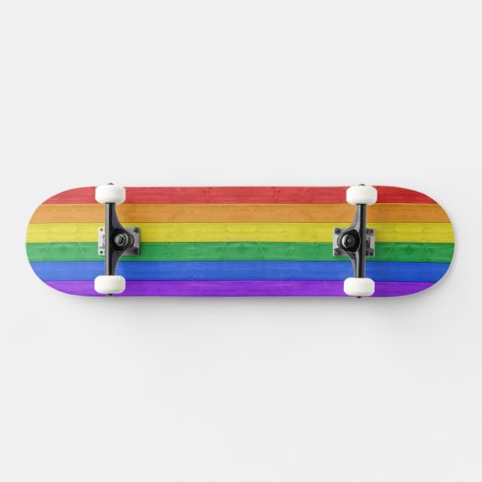 SlipperyJoe's Stolz Holzflagge horizontalen Regenb Skateboard (Horizontal)