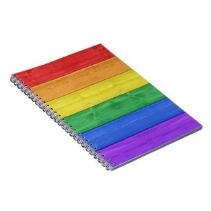 SlipperyJoe's Stolz Holzflagge Regenbogenfarben ce Notizblock