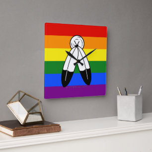 SlipperyJoe's Two-Spirit-Stolzflagge Indigene Symb Quadratische Wanduhr