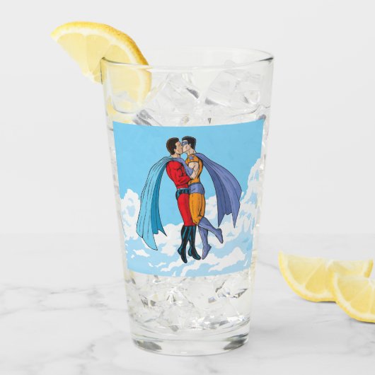 SlipperyJoe's zwei Superhelden küssen Flugwagen Glas (Vorderseite Ice)