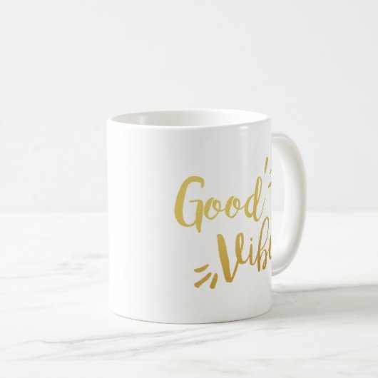 Slogan-Tasse | Good Vibes | goldgelb Kaffeetasse (VorderseiteRechts)