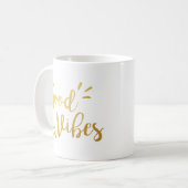 Slogan-Tasse | Good Vibes | goldgelb Kaffeetasse (Vorderseite Links)