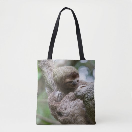 Sloth Baby mit Mutter, die von einem Baum hängt Tasche (Vorderseite)