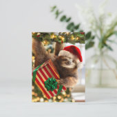 Sloth Bearing Geschenke Einladungspostkarte (Stehend Vorderseite)