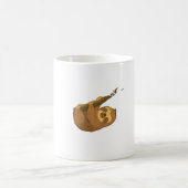 Sloth in his little tree Classic T-Shirt Kaffeetasse (Mittel)