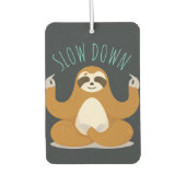 Sloth in Lotus Yoga Pose "Slow Down" Autolufterfrischer (Vorderseite)