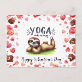 Sloth in  Yoga Class on Valentine's Day  Feiertagspostkarte