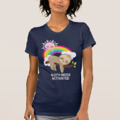 Sloth-Modus aktiviert lustige Illustration T-Shirt (Vorderseite)