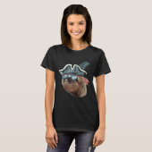 Sloth Pirate Hat Aviators Slots in Kleidern T-Shirt (Vorne ganz)