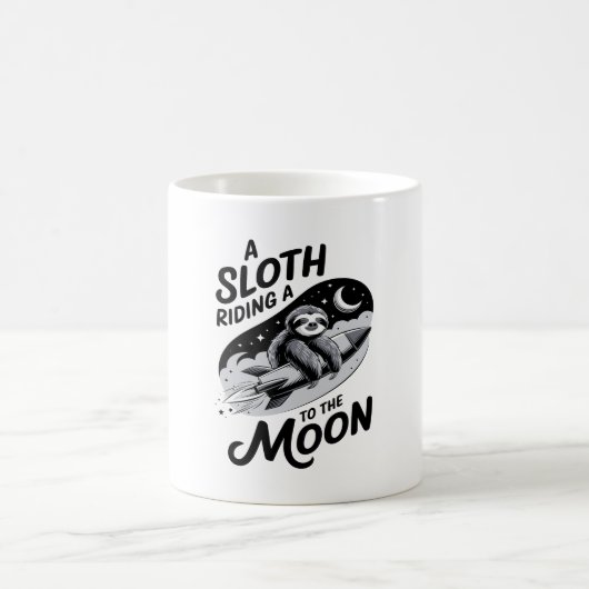 Sloth Riding a Rocket to the Moon Kaffeetasse (Mittel)