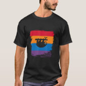 Sloth Shadow Silhouette mit farbenfroher Flagge T-Shirt (Vorderseite)