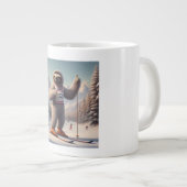 Sloth Skiing Jumbo-Tasse (Vorderseite Rechts)