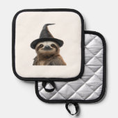 Sloth Wearing Halloween Witch Hat Classic T-Shirt Topflappen (Vorderseite/Rückseite)