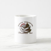 Slothin Around the Christmas Tree, Funny Christmas Kaffeetasse (Mittel)