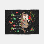 Sloths Xmas Lighting Reindeer Santa Hat Sloth Chri Fleecedecke (Vorderseite (Horizontal))