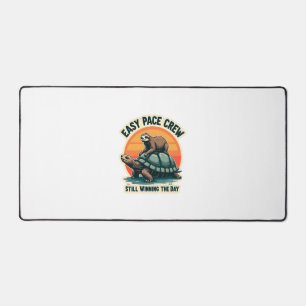 Slow Pace Squad Vintage-Tier Runner-Shirt 2 Schreibtischunterlage