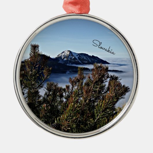 Slowakei im Winter Silbernes Ornament (Vorne)