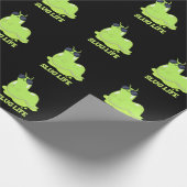 Slug Life Funny Green Slug Pub Dark BG Geschenkpapier (Ecke)