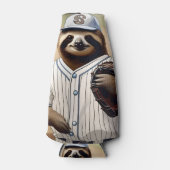 "Slugger Sloth: Langsam und standhaft an der Platt Flaschenkühler (Vorderseite)