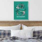 SLYTHERIN™ Crosshatched Emblem Leinwanddruck (Insitu (Schlafzimmer))