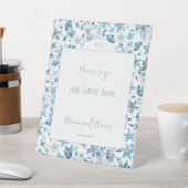 Small Blue Flowers Gästebuch Sockelschild (In SItu)