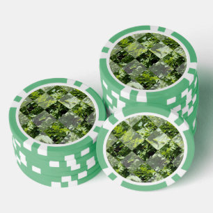 Smaragd-Eleganz: Grüne Blätter im Diamantschliff, Pokerchips