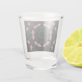 Smaragd- und Rosa-Kaleidoskop Schnapsglas (Rückseite)