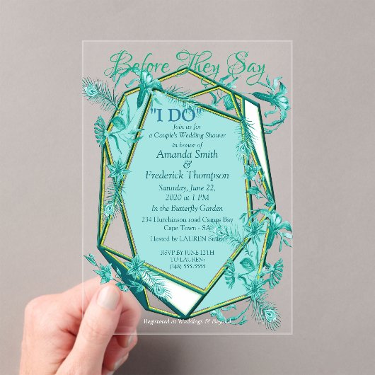 Smaragdgrün auf einer Skulpturenstruktur Acryleinladungen (Insitu (Handheld))