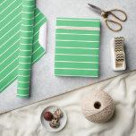 Smaragdgrün und Weiß, Horizontal gestreift Geschenkpapier<br><div class="desc">Horizontal gestrichenes Smaragdgrün und weiß glattes Schleifpapier</div>