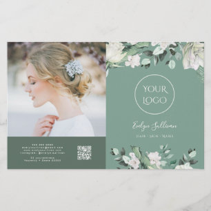 smaragdgrüne Bifold-Broschüre