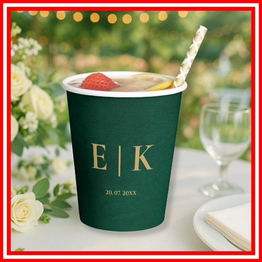 Smaragdgrüne und goldene Monogramm-Hochzeit Pappbecher