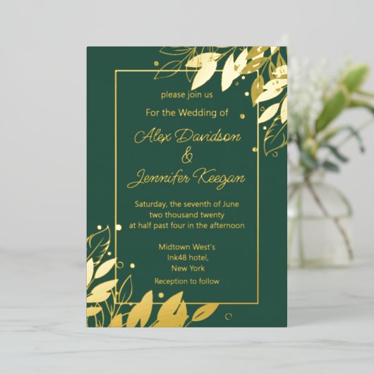 smaragdgrünes Gold verlasse botanische Chic-Hochze Folieneinladung (Stehend vorne)