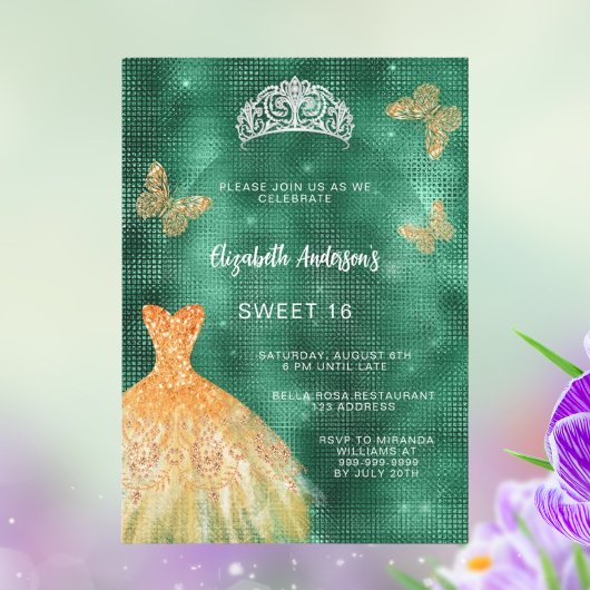 Smaragdgrünes Goldkleid Tiara Sweet 16 Einladung
