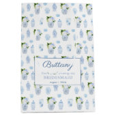 Smart Blue and White Wedding Bridesmaiers Vielen D Mittlere Geschenktüte (Vorderseite)