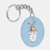 Smart Bunny mit Blume & Herz auf Light Blue Schlüsselanhänger (Vorderseite links)