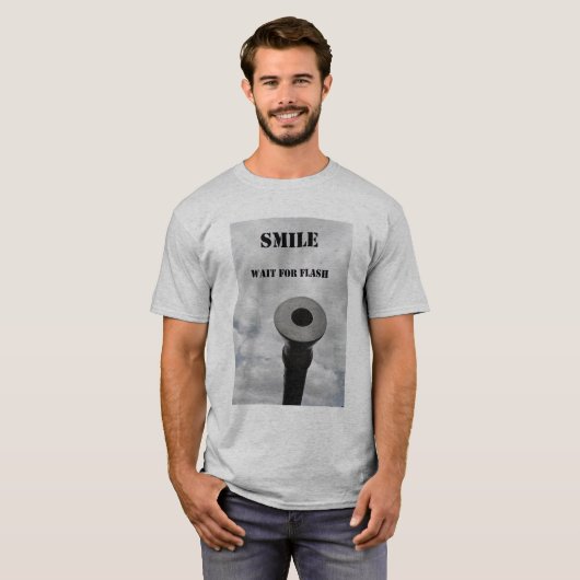 smile and waitt for flash T-Shirt (Vorne ganz)