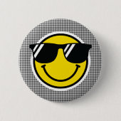 Smile Emoji Happy Face Sonnenbrillen Gingham Fun Button (Vorderseite)