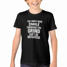 Smile-Grind-Gymnastik-Zitat mit weißem Text