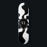 Smile Melt - Schwarz und Weiß Skateboard<br><div class="desc">Smile Melt - Schwarz und Weiß</div>
