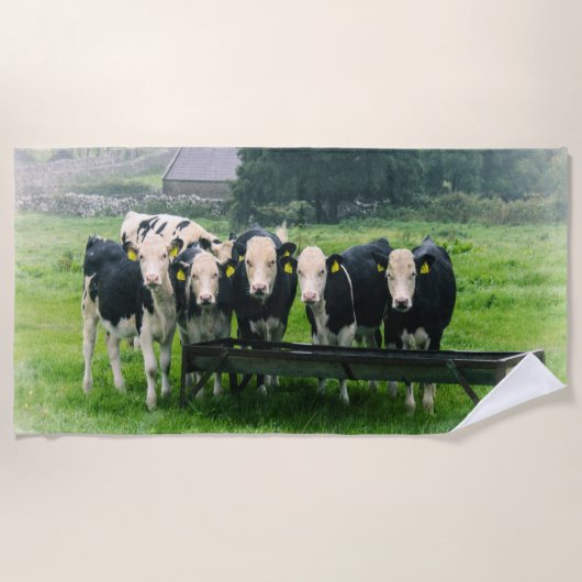 Smile please! Cute cows Strandtuch (Vorderseite)