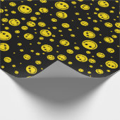 Smiles Polka Dots Geschenkpapier (Ecke)