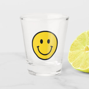 Smiley-Gesicht-Schnapsglas. Lustiges Emoji Schnapsglas