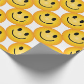 Smiley Happy Face Emoji bedrucktes Geschenkpapier (Ecke)