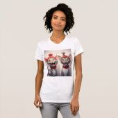 Smiling Cartoon Cats With Red Hats And Collars T-Shirt (Vorne ganz)