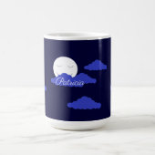 Smiling Full Moon with Clouds: Dark Blue Kaffeetasse (Mittel)
